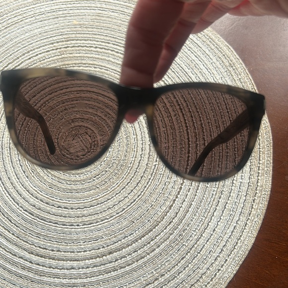 YSL Saint Laurent women’s sunglasses - Picture 12 of 12